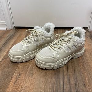 90s Inspired Chunky Off White Sneakers, Fur Lined, Size 8